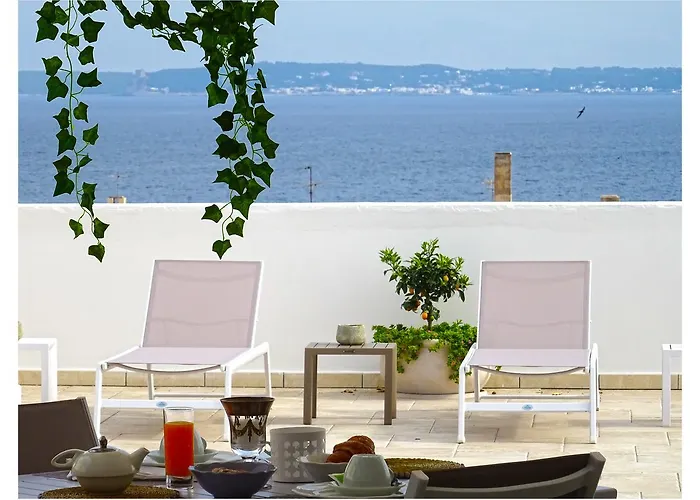 Faro Bianco - & 3* Gallipolli