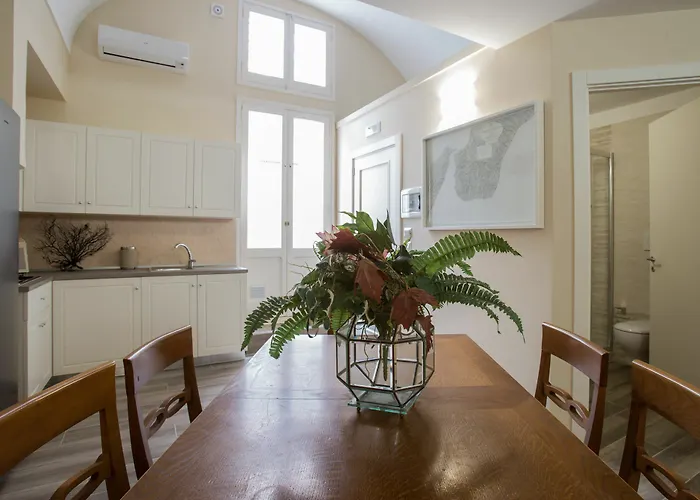 Faro Bianco - & 3* Gallipolli