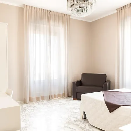 Affittacamere Faro Bianco - Suites&apartments 3*