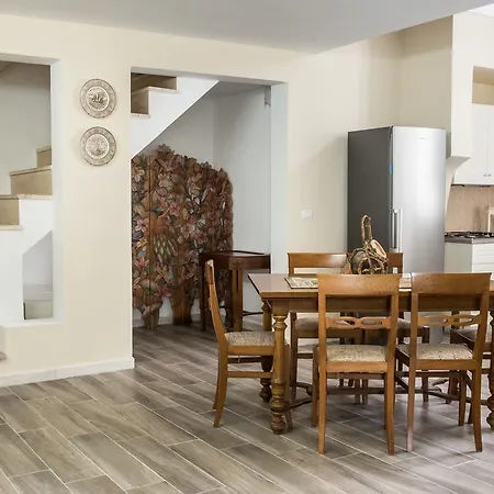 Affittacamere Faro Bianco - Suites&apartments