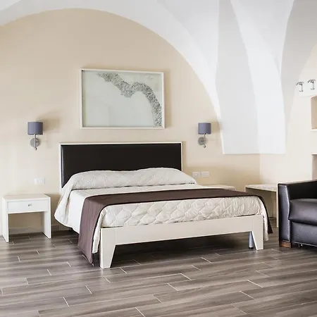 Gasthof Faro Bianco - &