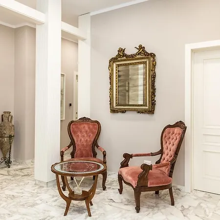 Faro Bianco - Suites&apartments Affittacamere