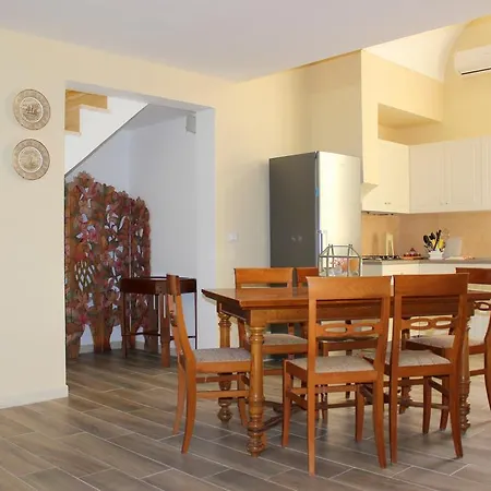 Faro Bianco - Suites&apartments Affittacamere Gallipoli