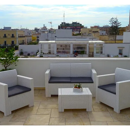 Faro Bianco - Suites&apartments Affittacamere