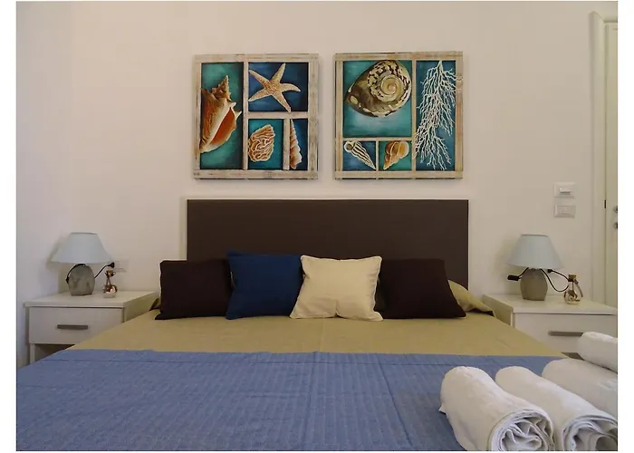 Faro Bianco - & Pensión